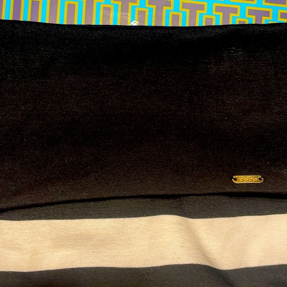 BEBE BLACK AND WHITE ASYMMETRICAL PENCIL SKIRT - Picture 4 of 5